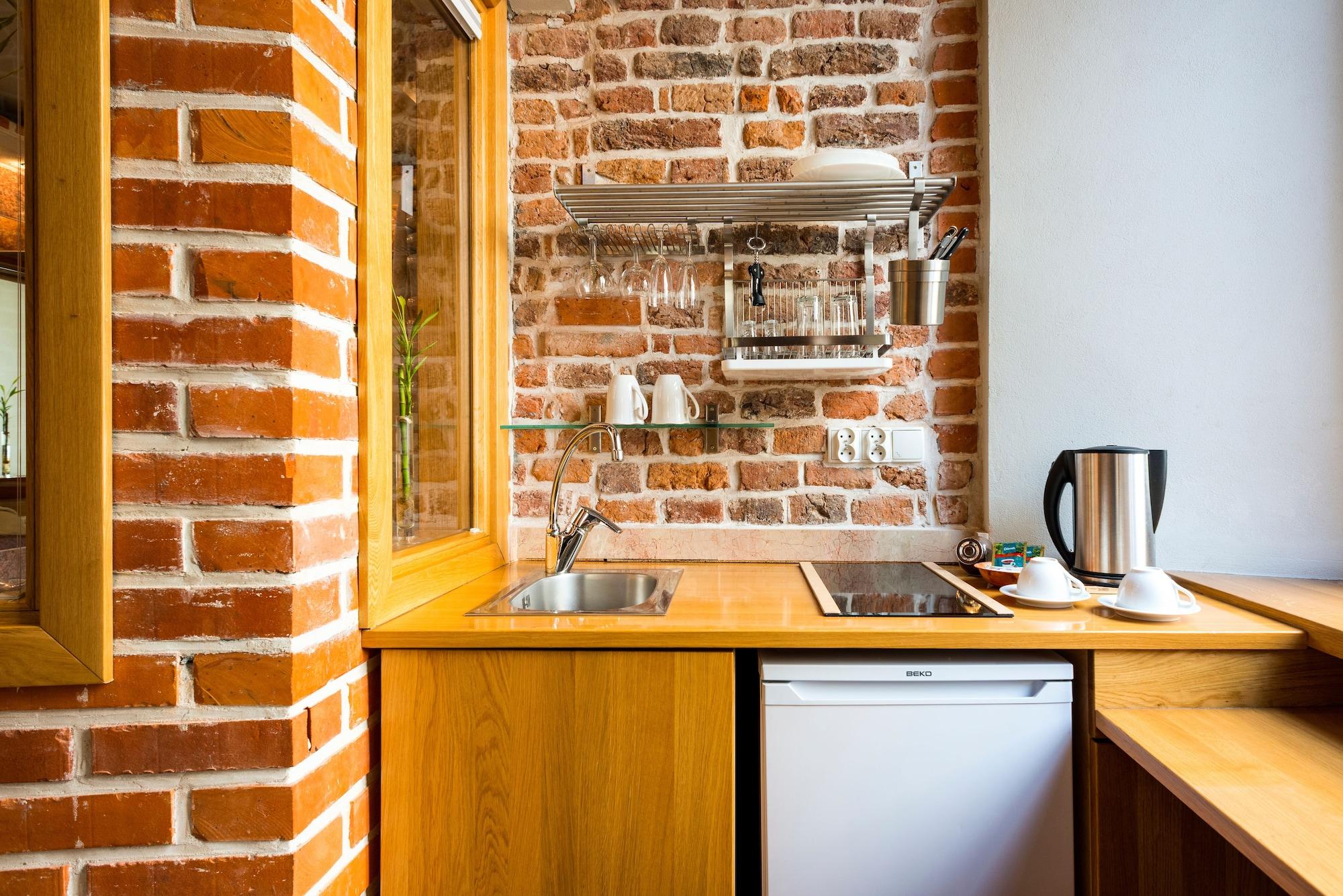 Stare Aparthotel 4*